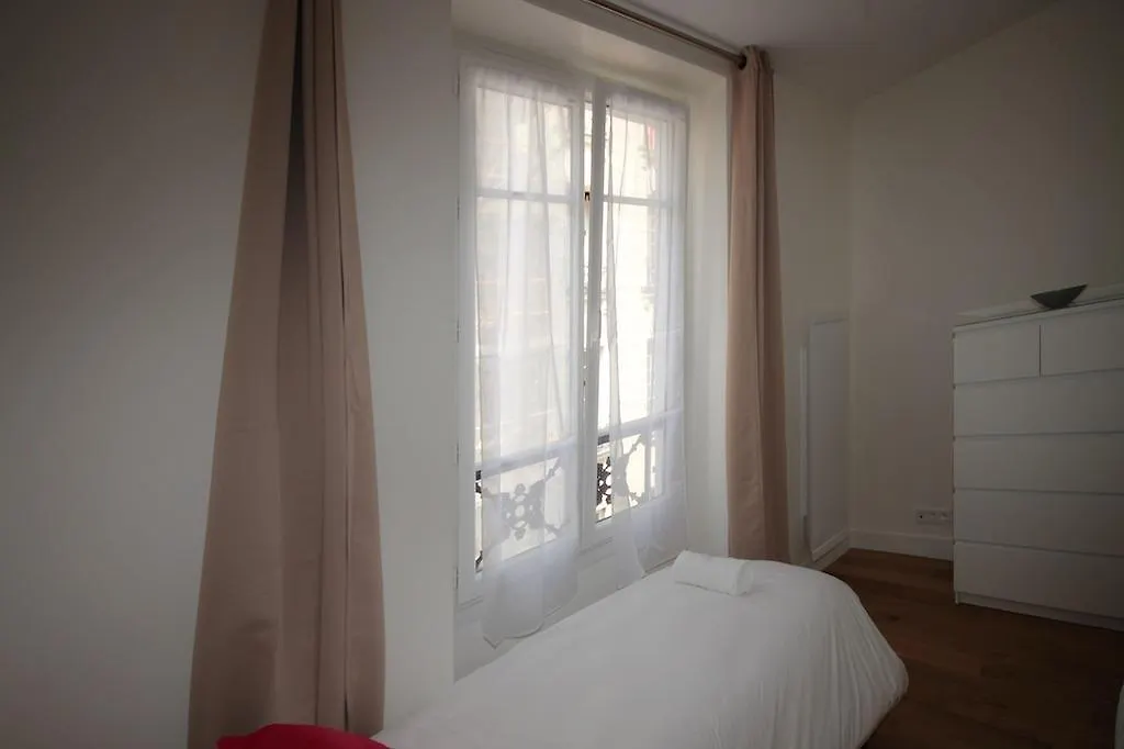 Apartment Beaumarchais